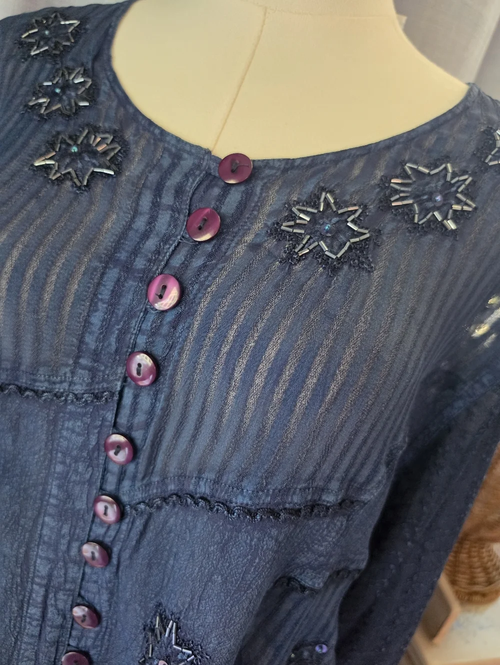 Vintage Blouse - Picture 5 of 5